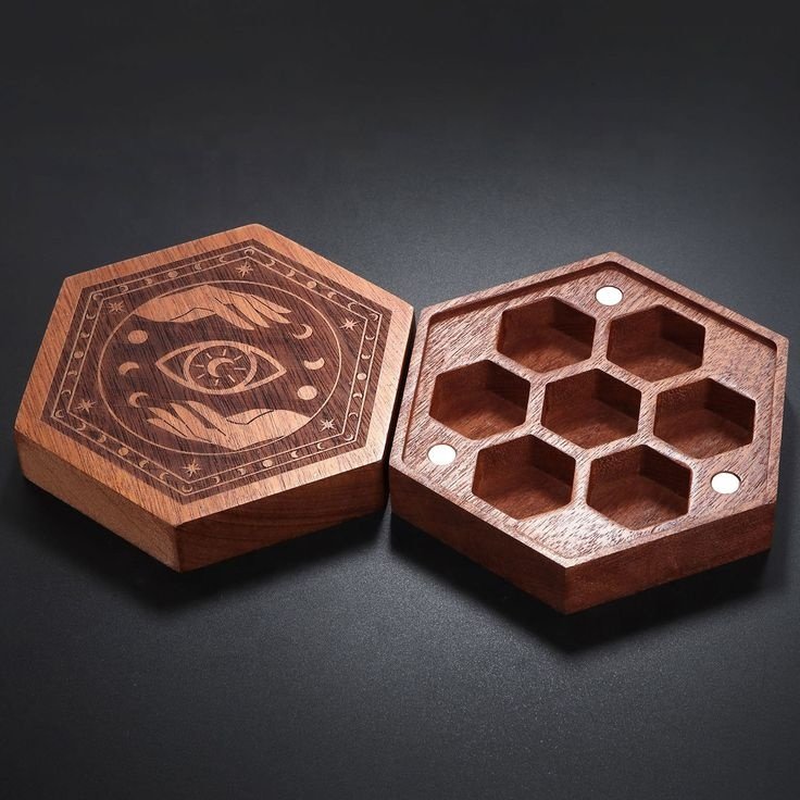 2024 Custom Wooden DND Dice Wooden Box For Game Dice Bar Toy Accessories Games Party Toy