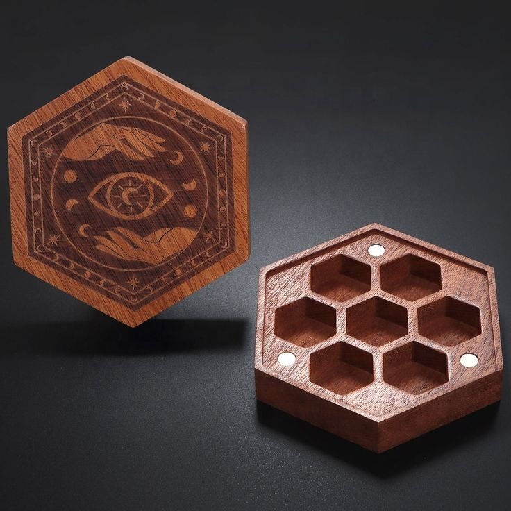 2024 Custom Wooden DND Dice Wooden Box For Game Dice Bar Toy Accessories Games Party Toy