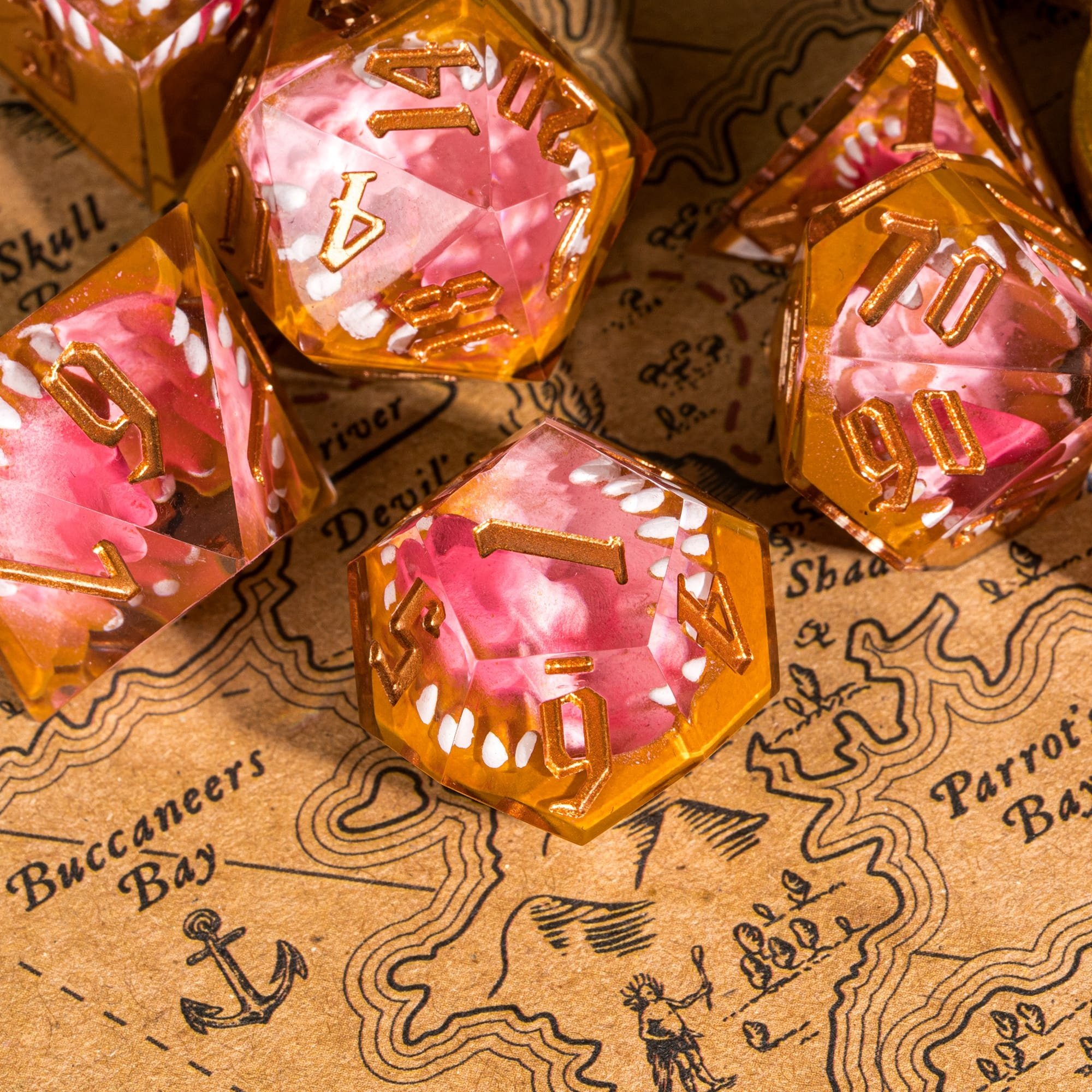 Udixi Polyhedral Custom Logo RPG dungeons and dragons resin sharp edge Handmade MIMIC Dice set