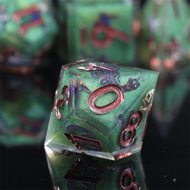 Mini Planet Dragon and Dungeon custom dnd dice Resin Polyhedral DND Sharp Edges Dice RPG board role-playing games Dice Set