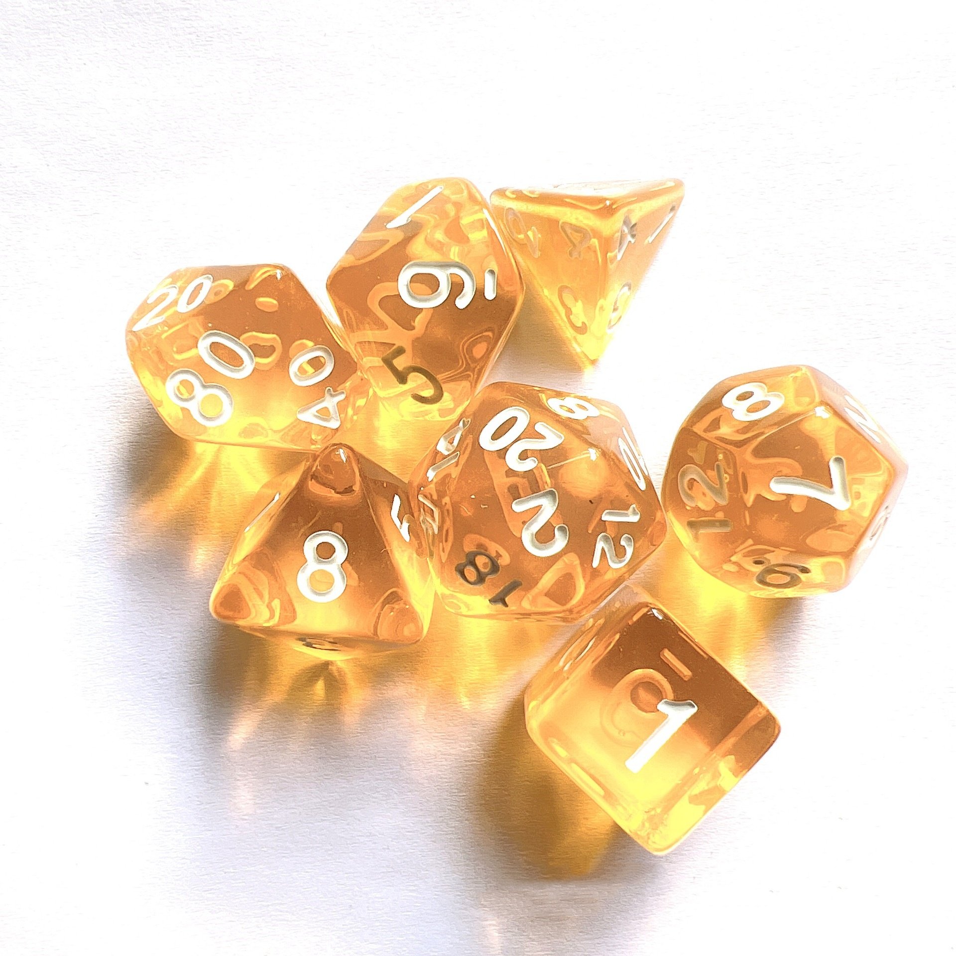 7pcs Dungeons Dragons RPG DND Board Game Set Pearl Polyhedral Custom Dice for Family Parties and Roll Play