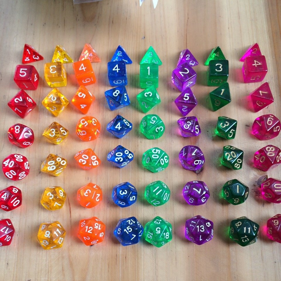 7pcs Dungeons Dragons RPG DND Board Game Set Pearl Polyhedral Custom Dice for Family Parties and Roll Play