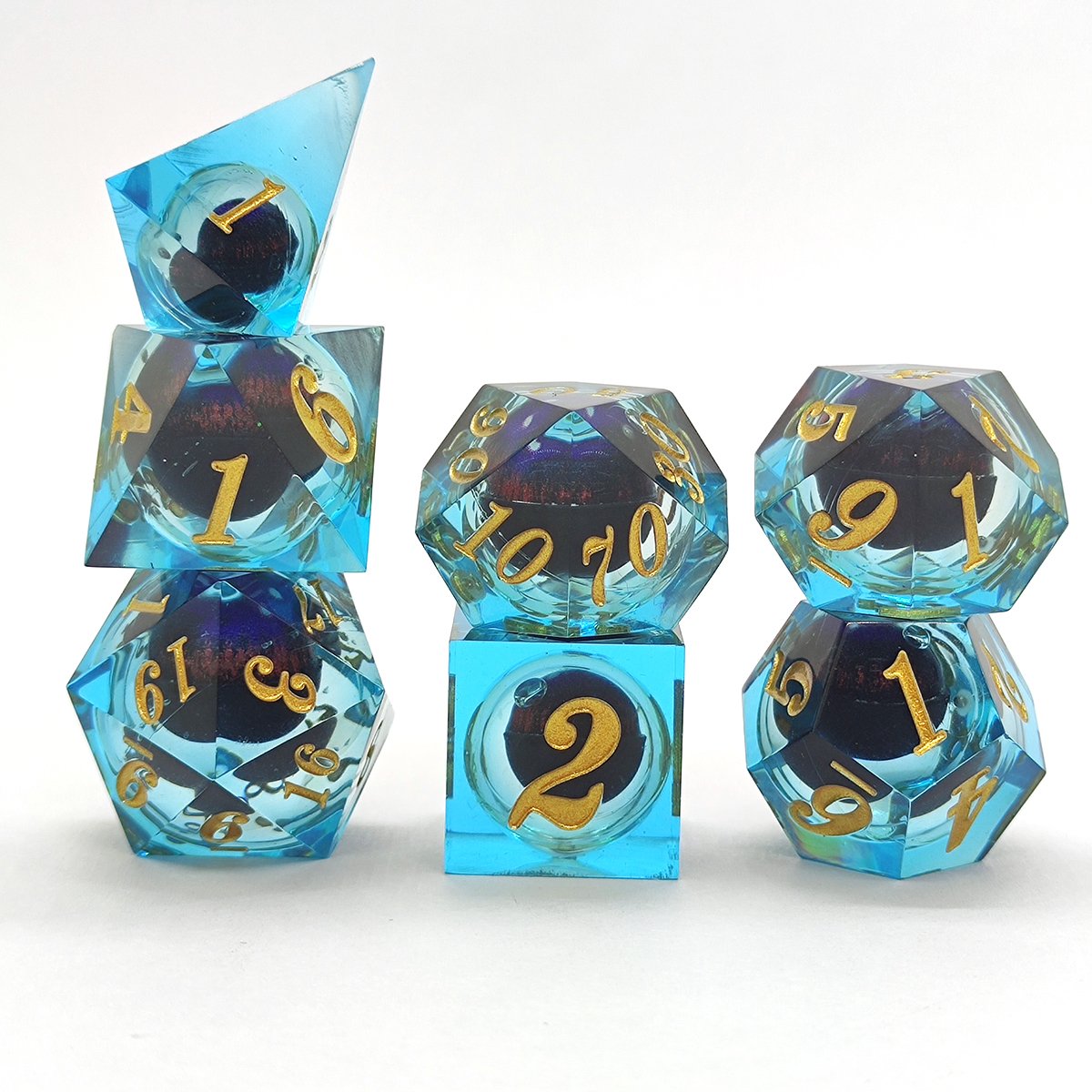 Wholesale 7pc Polyhedron Liquid Core Longan Resin Rpg Dungeons Dragons Board Game Dice Set Customizable Identifiable Dnd Dice