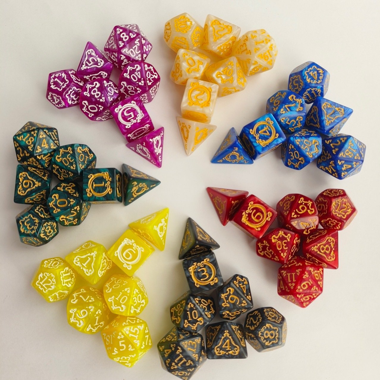 New Customizable DND board game RPG handmade Metal Dice Dungeons And Dragons Role Playing Gaming Dice Acrylic dice set