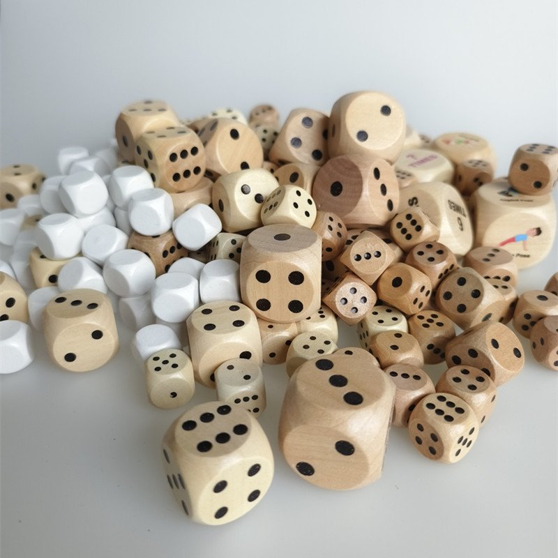 Wooden Dice Wholesale Custom