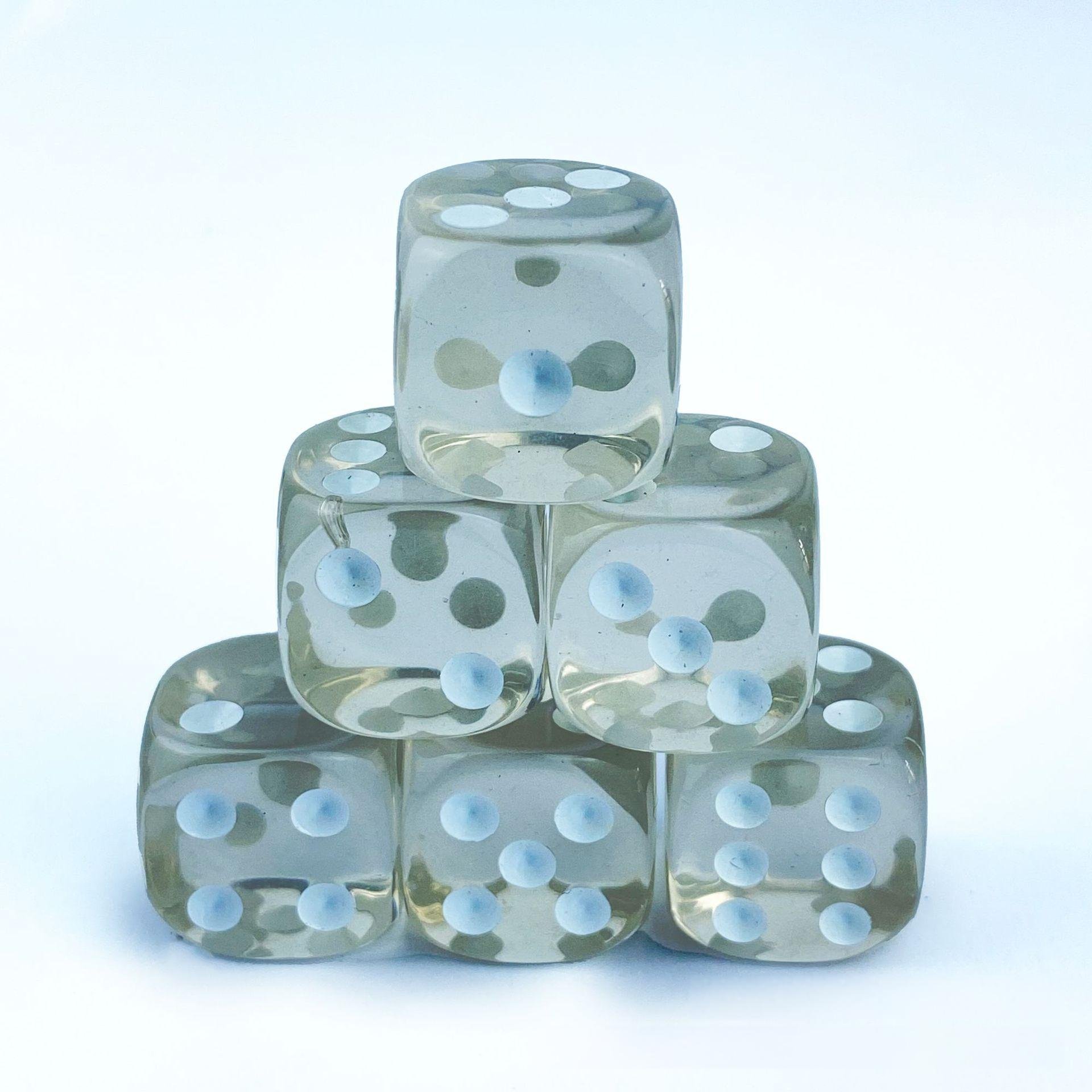 Wholesale colorful transparent rounded acrylic dice game six-sided board games D6 dice 16mm dice