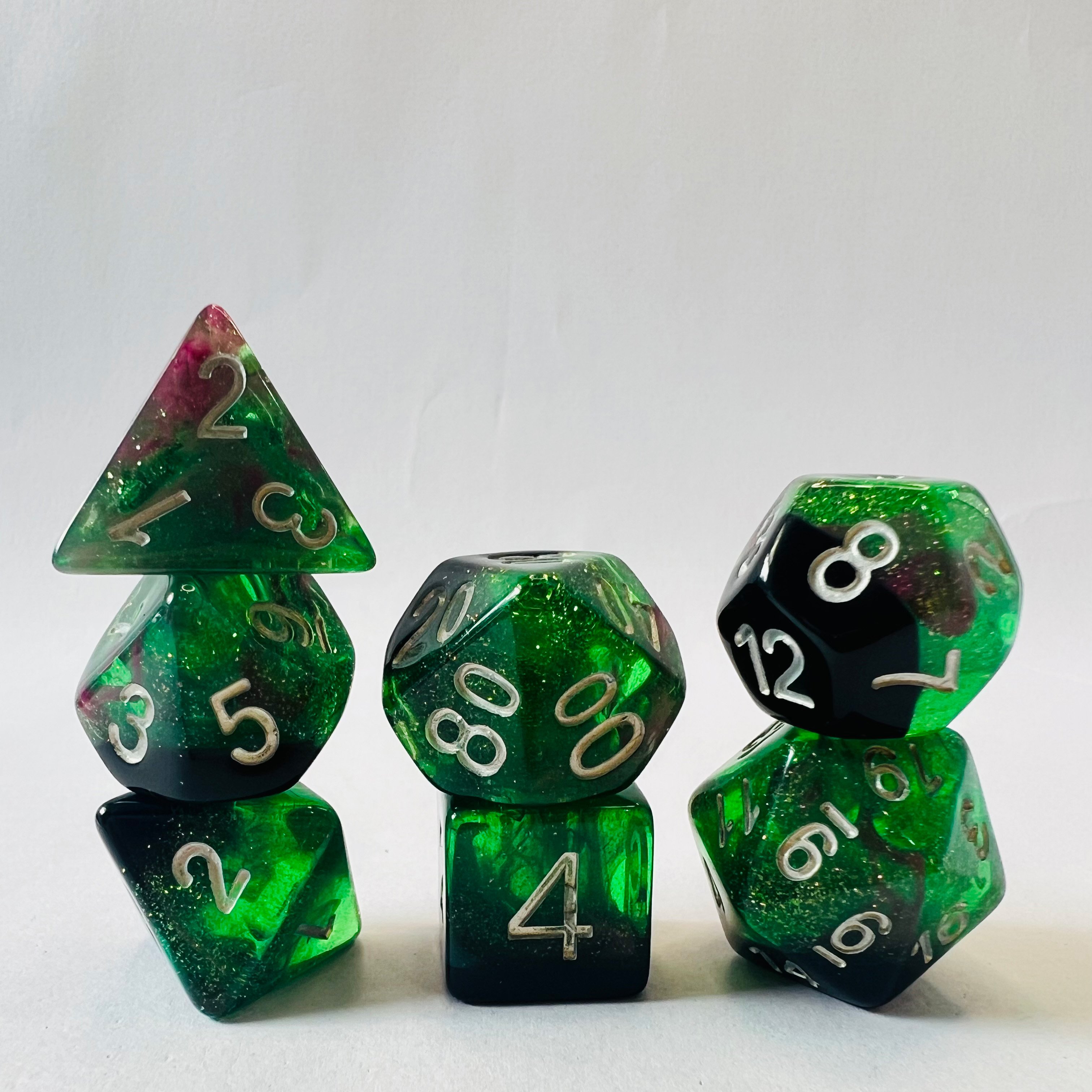 Custom 16mm DND 7pcs Resin Rpg Polyhedral Transparent Black Cloud Smoke Resin Dice Set