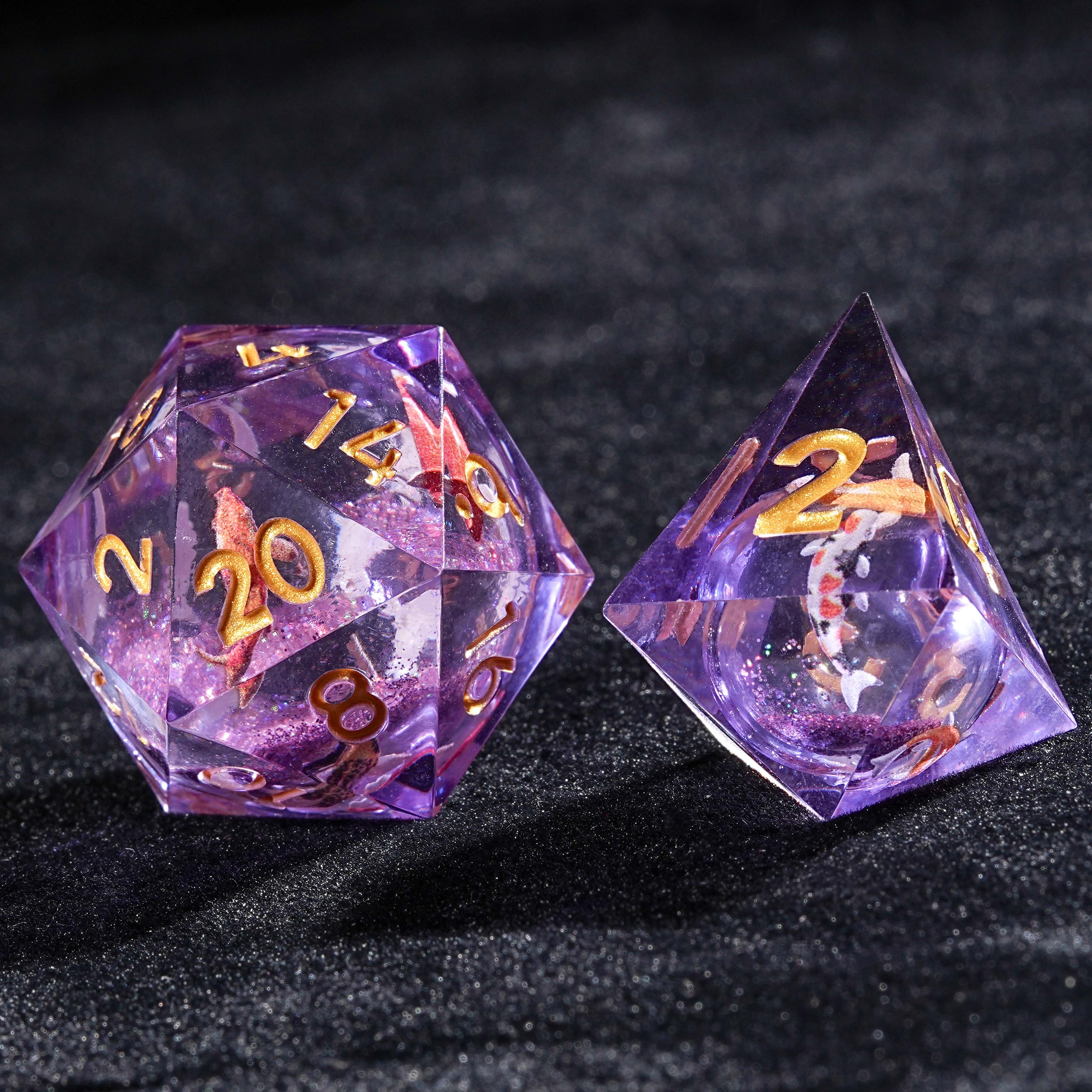 7Pcs Liquid Goldfish Dice Purple Resin Polyhedral Dice For DND Role Games Playing Collection Set