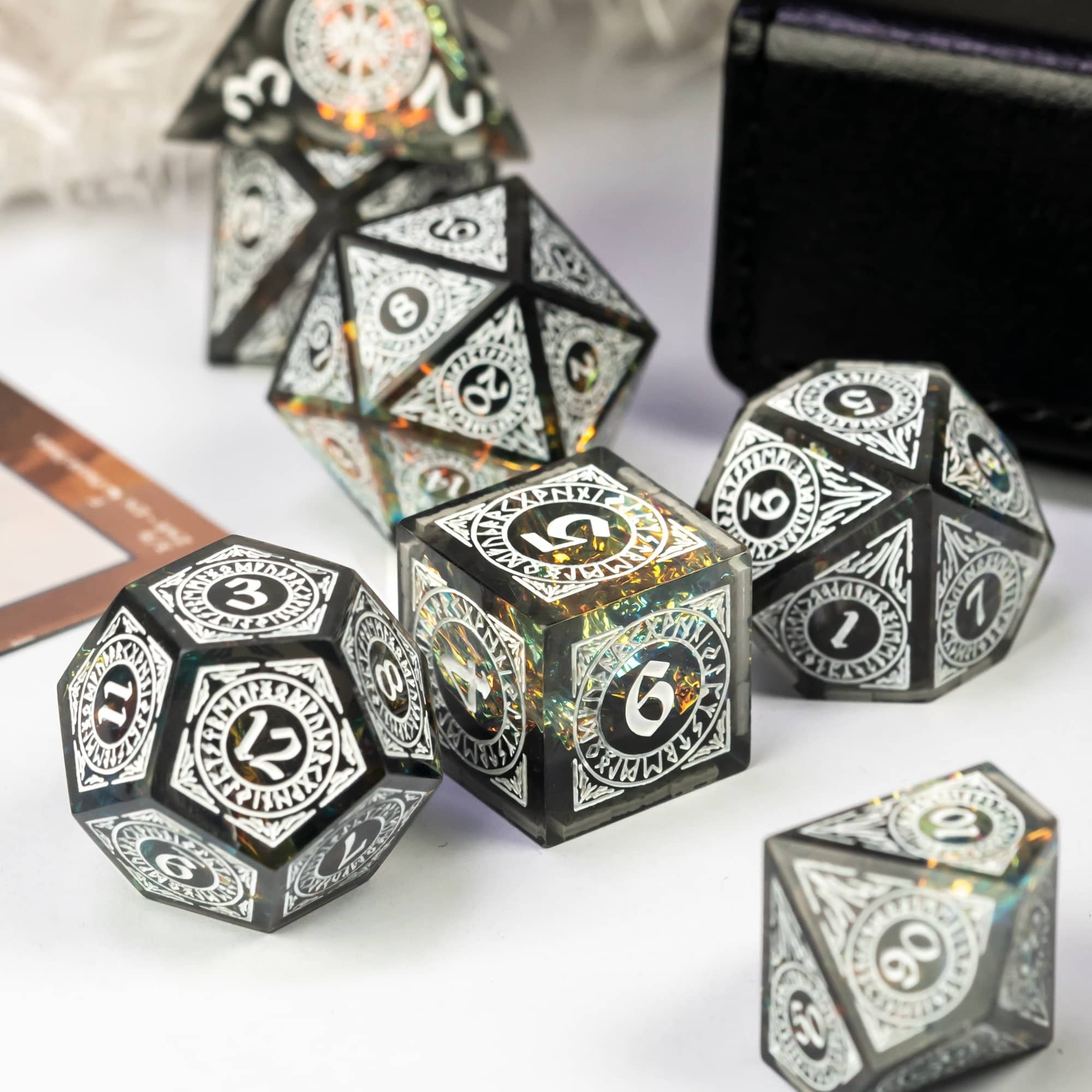 Udixi Polyhedral custom logo engraved colored dungeons and dragons pattern resin sharp edge sides dice cube