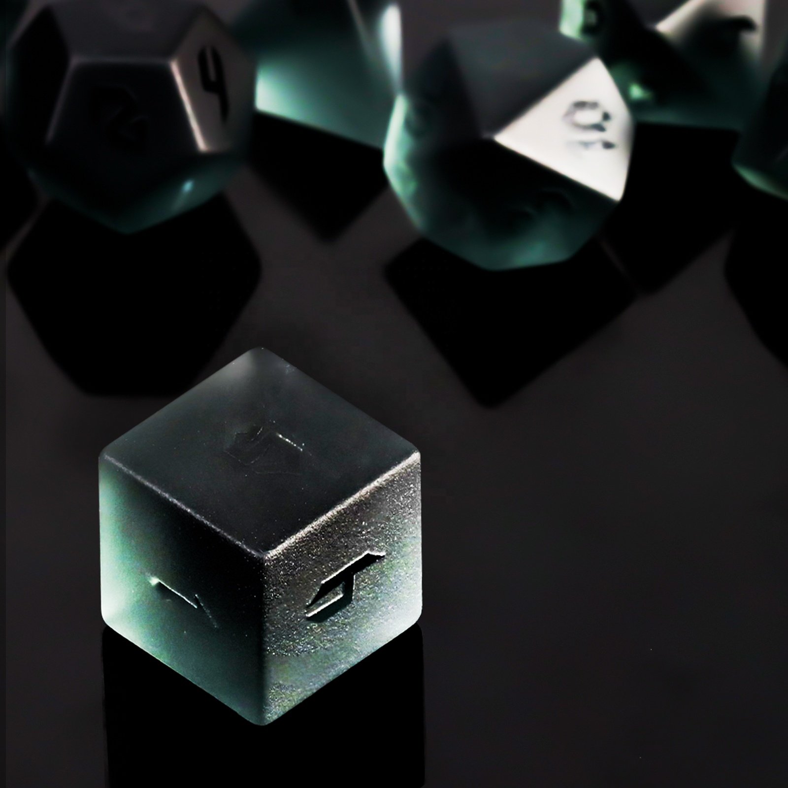 Grey Frosted Crystal Polyhedral Dice Set Glass Gemstone Dice For Board Games DND RPG
