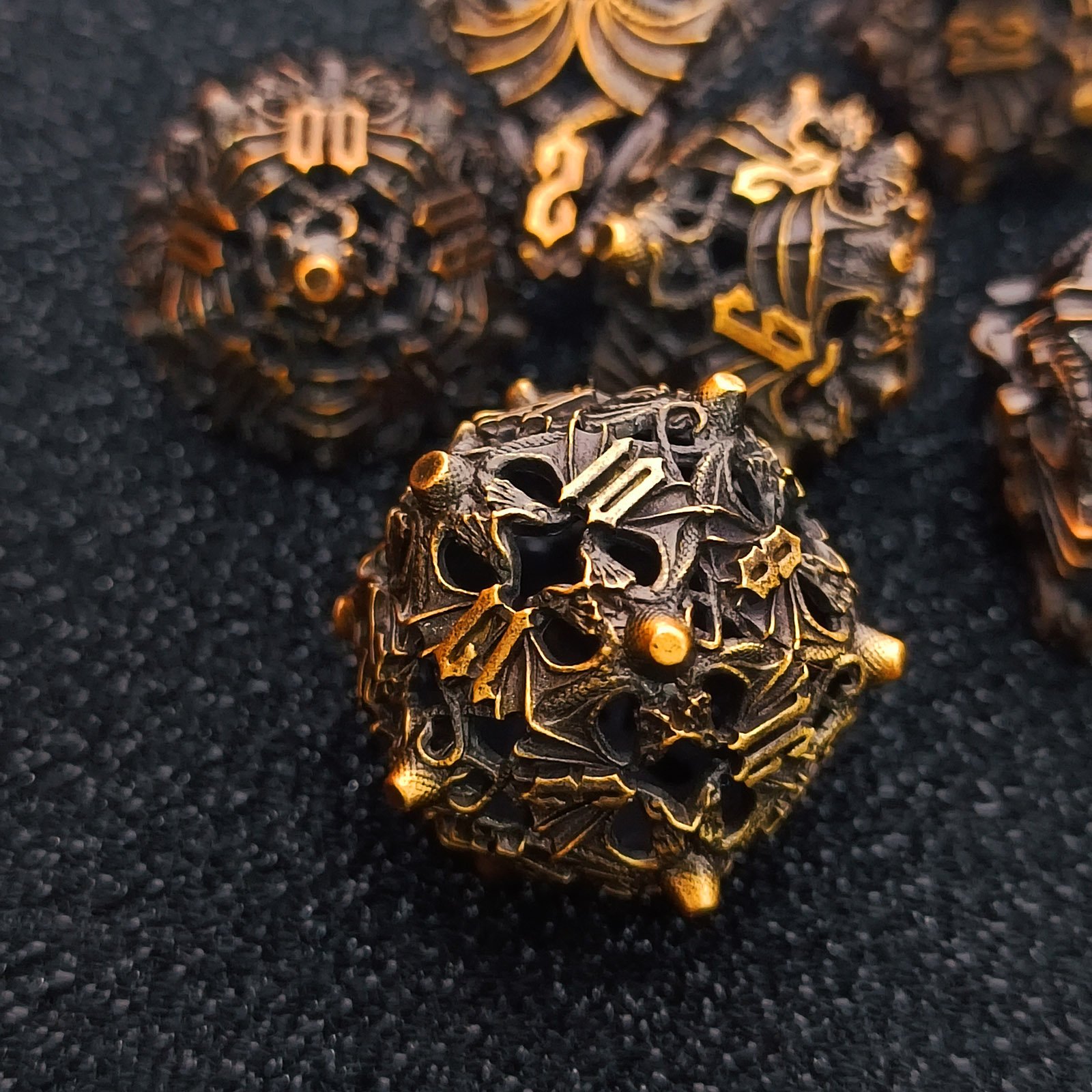 Polyhedral Double Dragon Skeleton Gold Custom Dice Tabletop Games Instructional Dice Accessories Skeleton Dice Sets