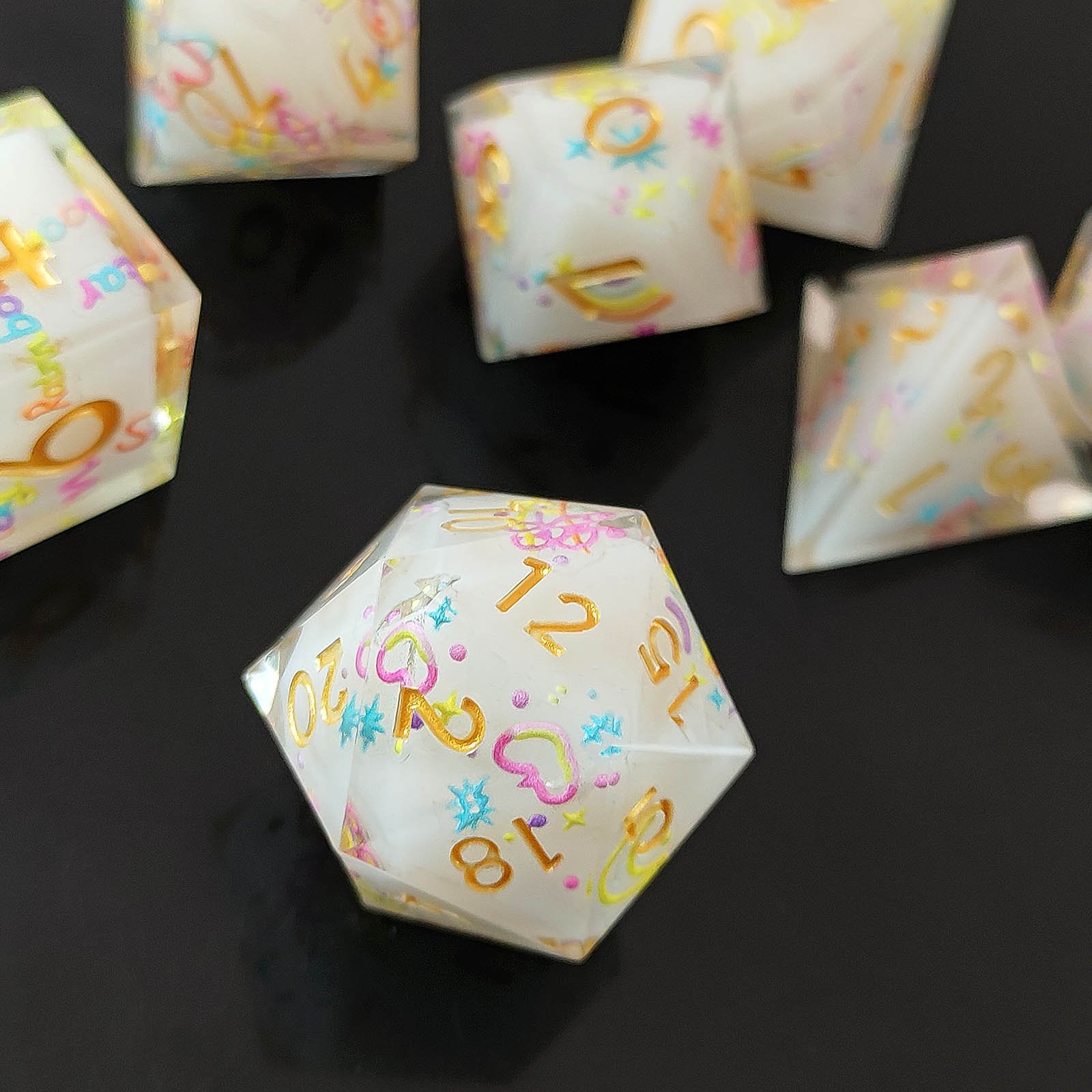 Gorgeous Starry Planet Graffiti Beauty Handmade Resin Dice DND Sharp Edge Dice Set for DND Player