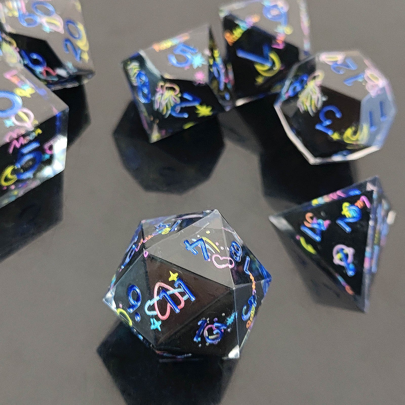 Gorgeous Starry Planet Graffiti Beauty Handmade Resin Dice DND Sharp Edge Dice Set for DND Player