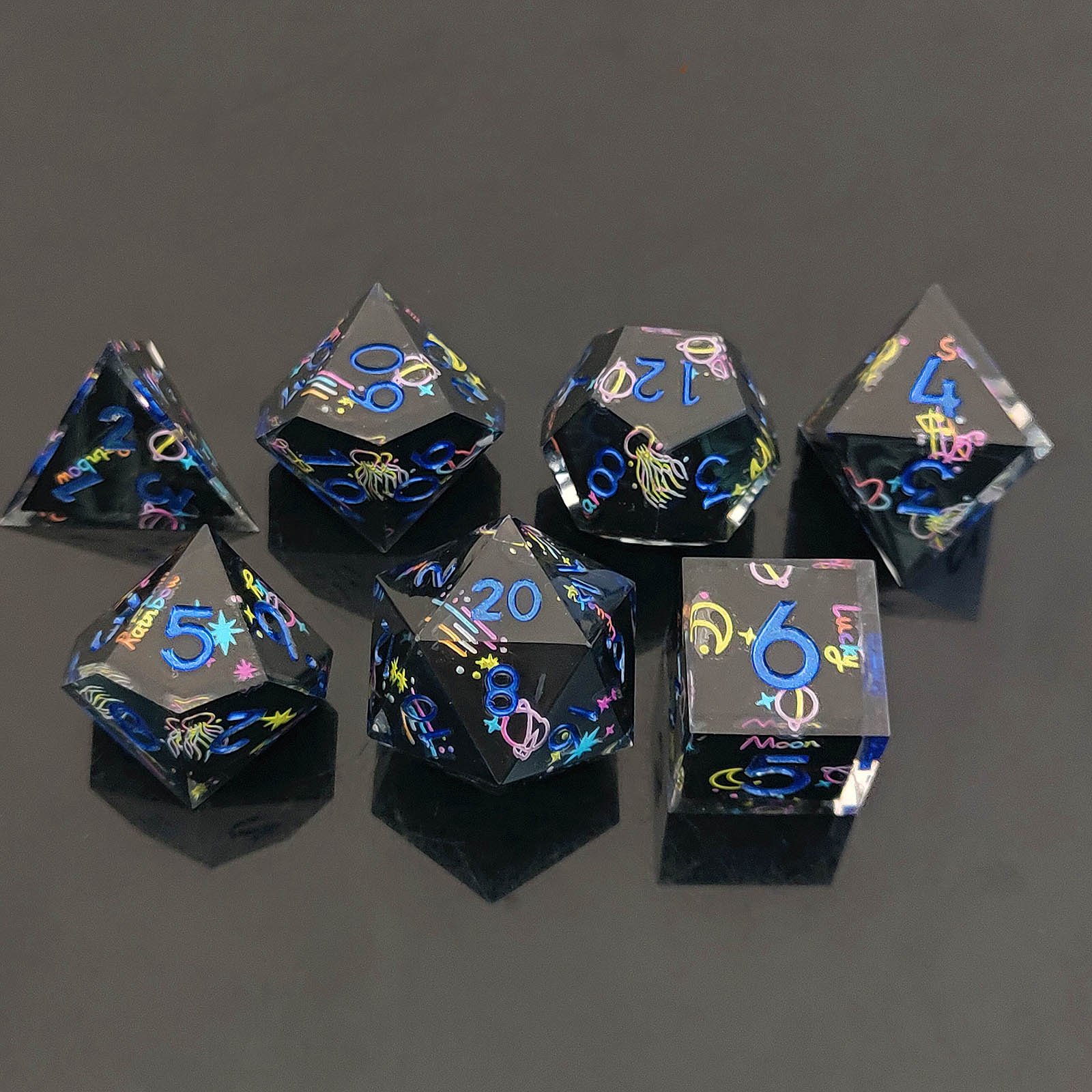Gorgeous Starry Planet Graffiti Beauty Handmade Resin Dice DND Sharp Edge Dice Set for DND Player