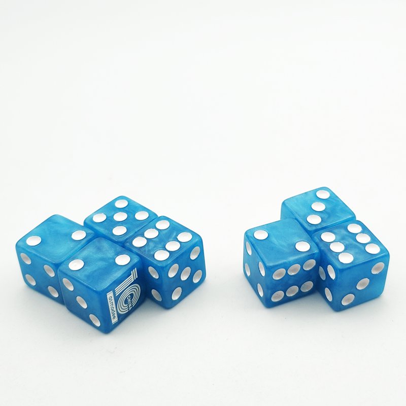 factory wholesale customized luxury adult games casino poker point dice blue hollow d6 16mm mini resin dice set