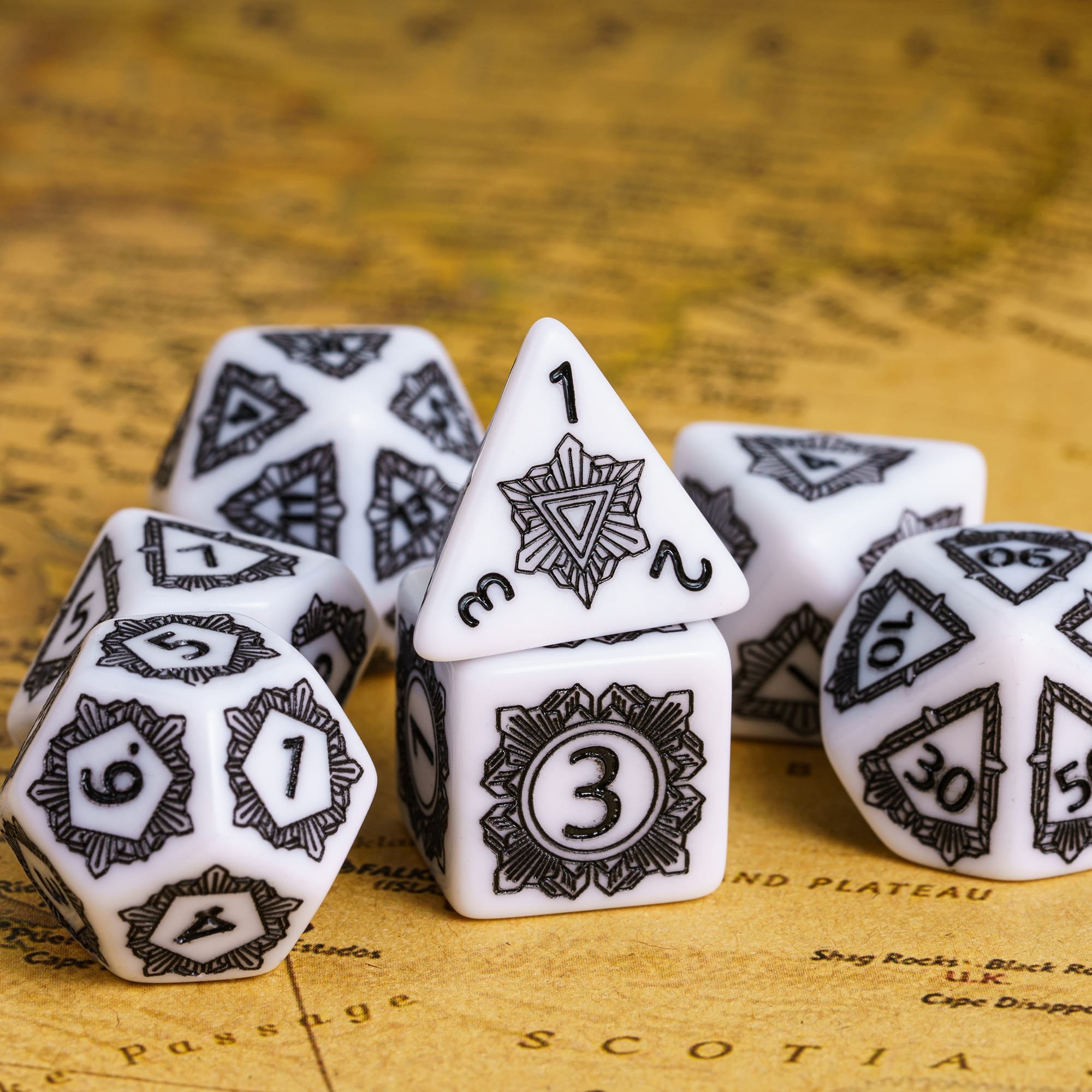 Udixi Custom Polyhedron Pattern Resin Dice Dungeons and Dragons dnd rpg Board Game Dice