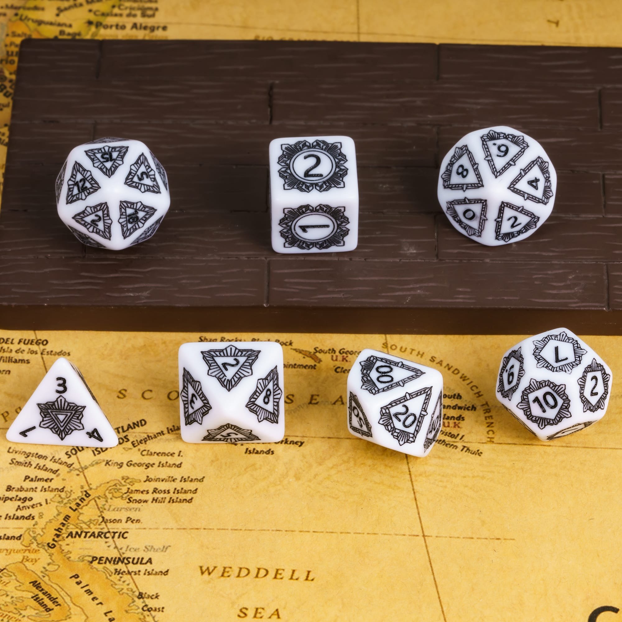 Udixi Custom Polyhedron Pattern Resin Dice Dungeons and Dragons dnd rpg Board Game Dice