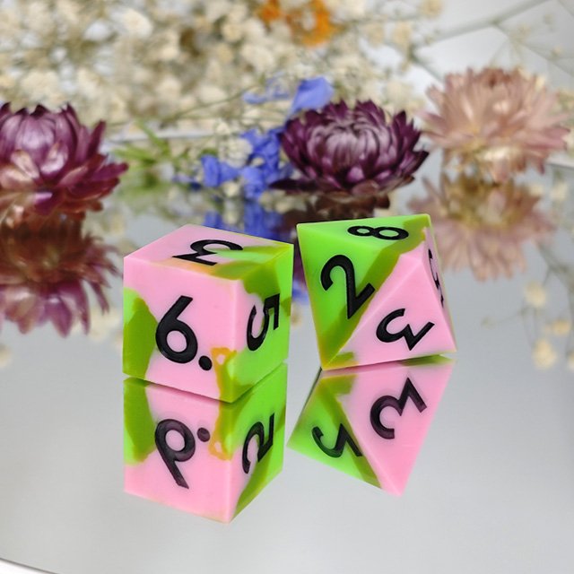 Custom Hot Sales Silicone Dice Polyhedral DND RPG Dice Multi Blend Color Giant Dice for Board games or card games