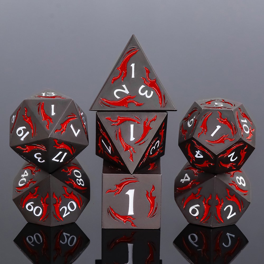 Customizable 16mm Polyhedron DND RPG Dungeons & Dragons Metal Dice Set Soft Hand Feeling Custom Logo