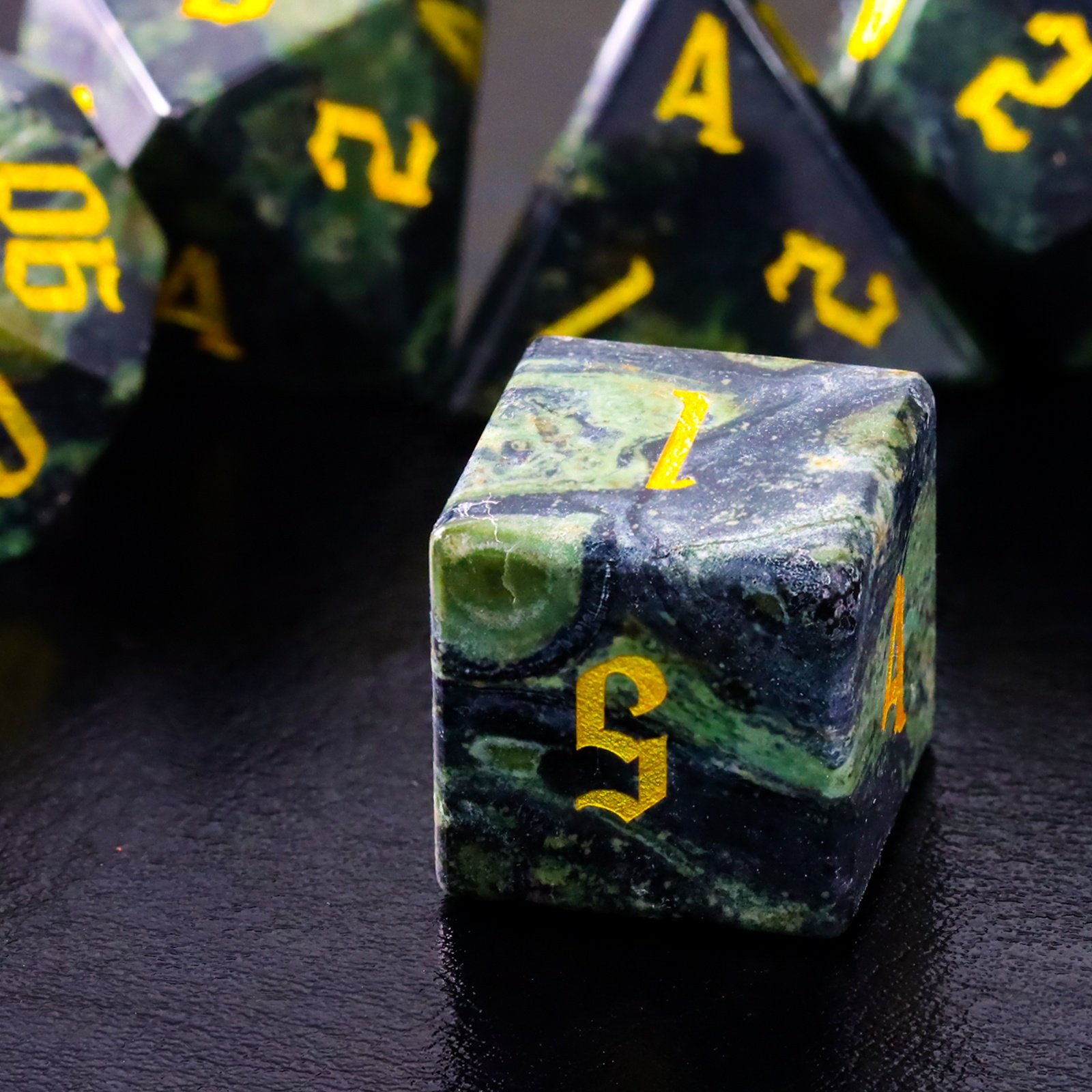 Factory Wholesale Hot Sale High Quality Bird Stone Dice Set For Dungeons And Dragons RPG