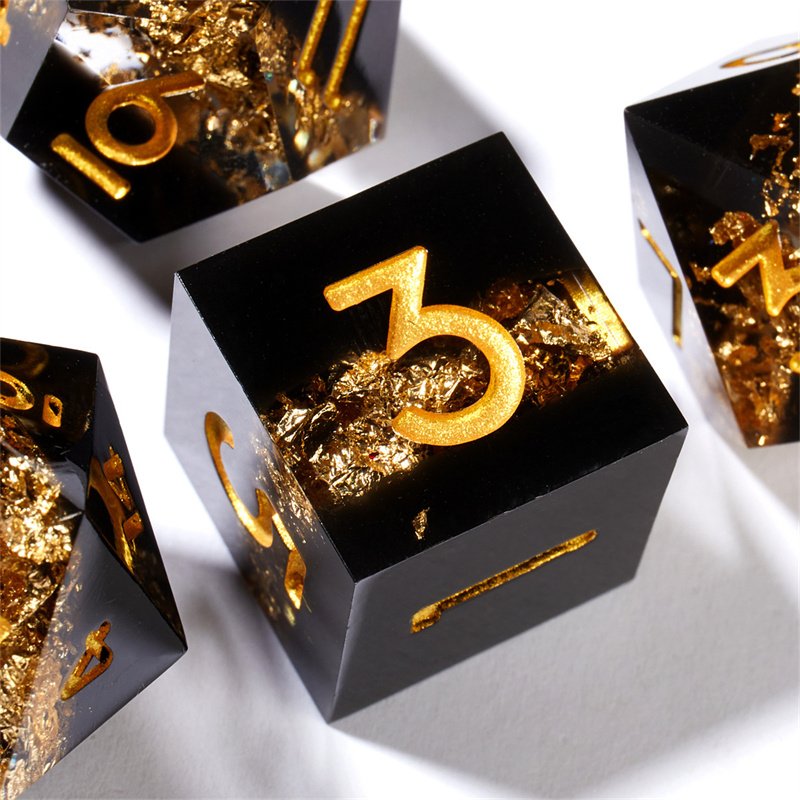 Board game sharp edge dice polyhedron 7-piece set Dnd role-playing gift tabletop game resin Dnd dice