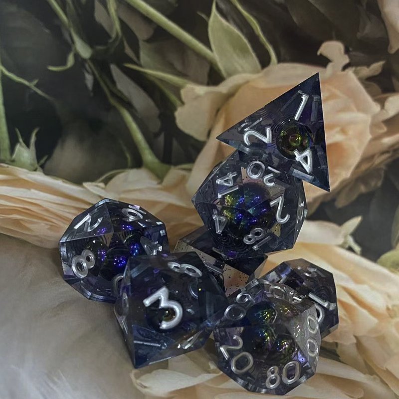 Newly designed liquid Core Quicksand dice set resin quicksand fills sharp edges D Dragon and dungeon dice games