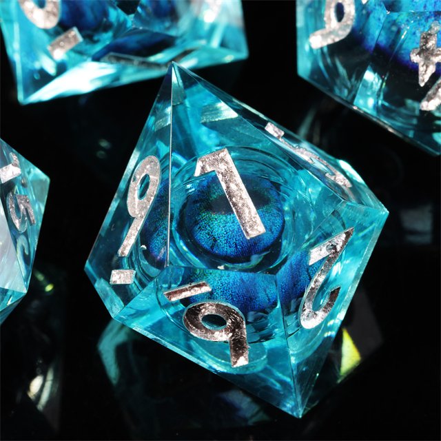 Mini Planet Handmade Resin Polyhedral Blue Dragon Eye Dice Set Liquid Core DND Board Game RPG Sharp Edge with Core