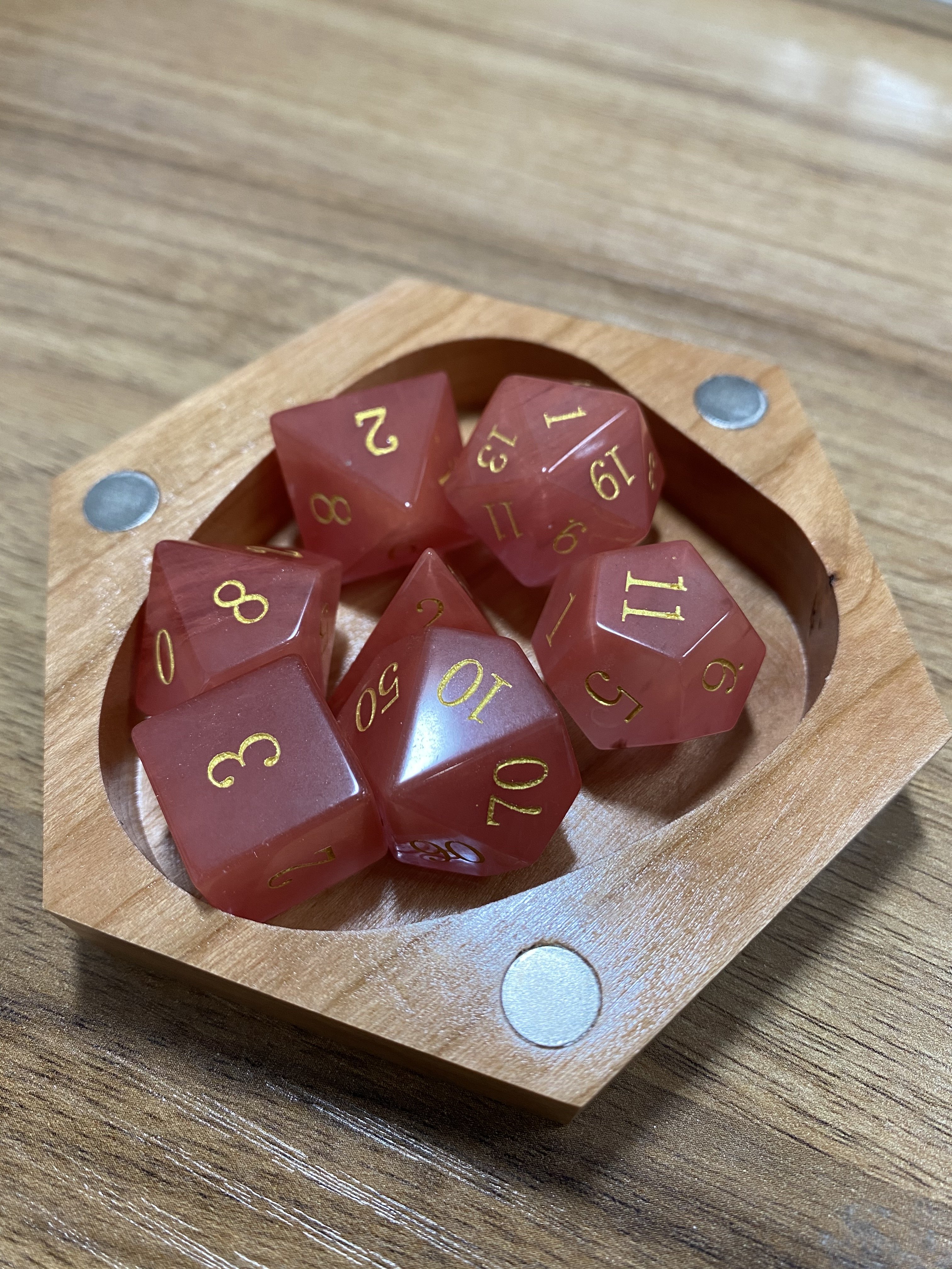ENGRAVED Strawberry Quartz Dungeons Dragons DND RPG 7 piece PRG gemstone dice set