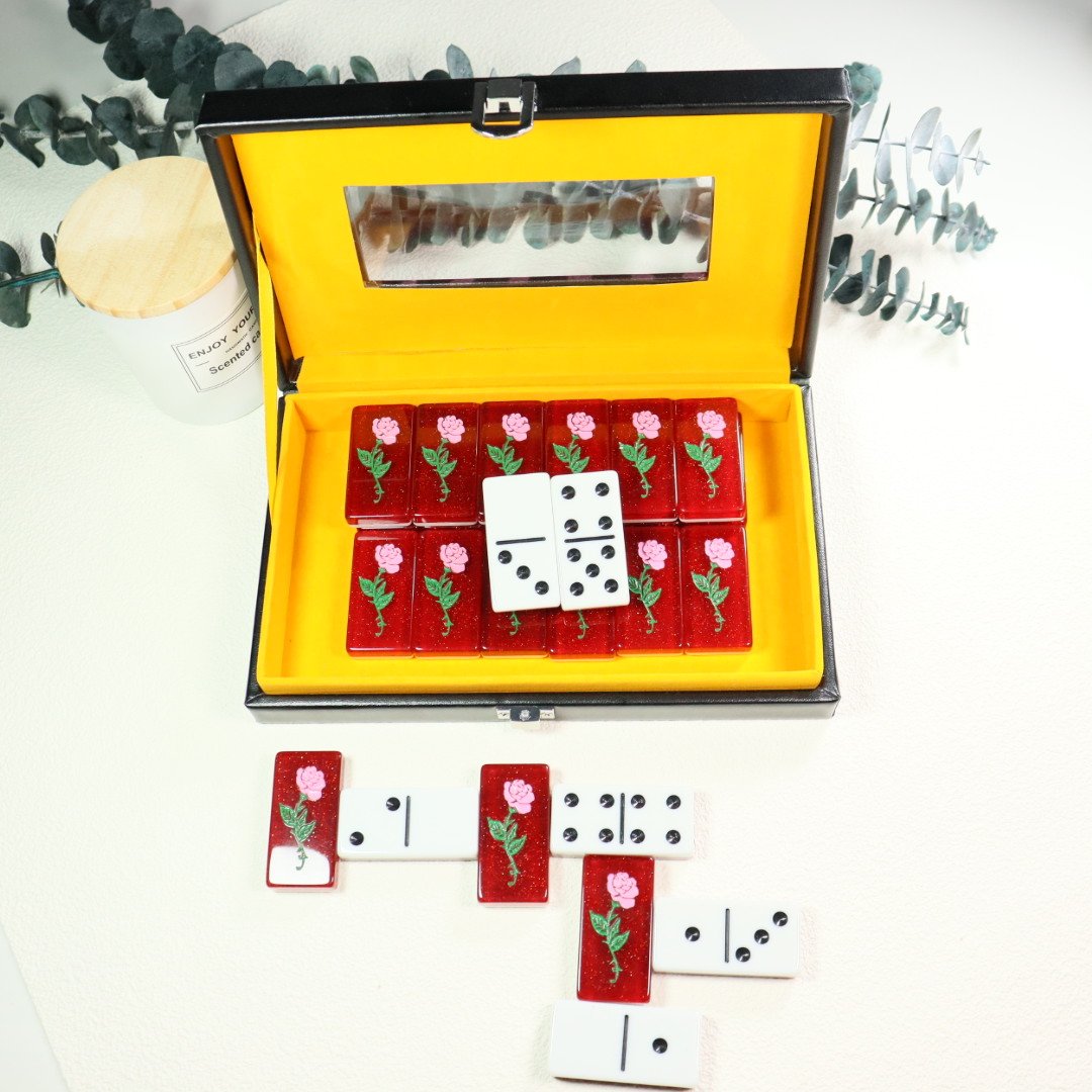 Manufacturers Directly Supply Customization Logo Red 28 Pcs Luxury Domino Game Set Double Six Dominoes Dominoes Set