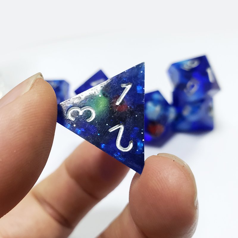 Royal Blue Transparent RPG Dice D20 Polyhedral Games Embedded With Right Angle D6 Custom Logo Resin Dice