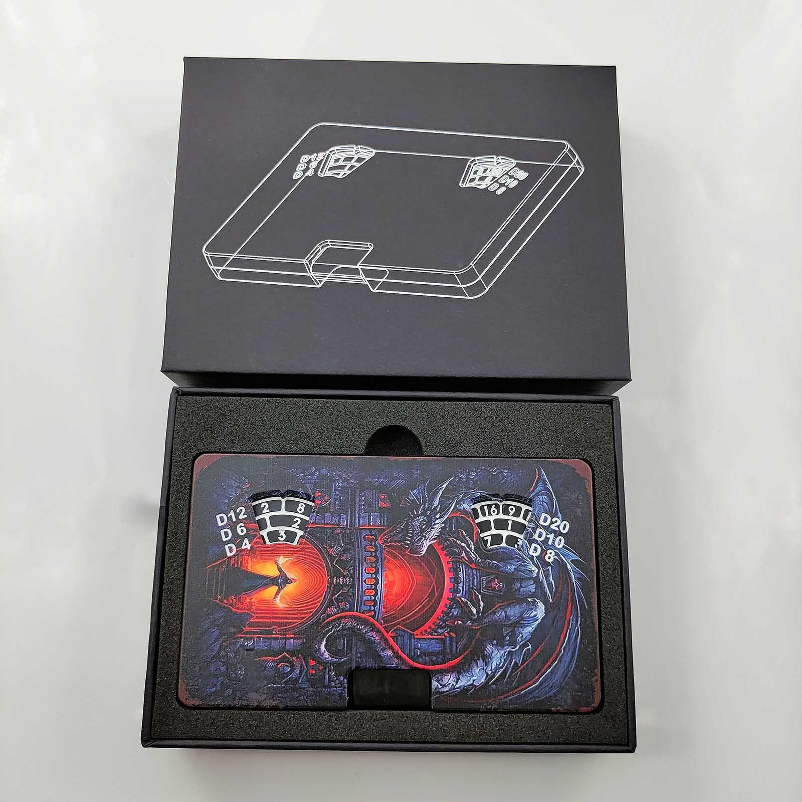 Creative New Design 7 in 1 Single Card Metal Dice Turntable Dice Customizable Pattern Color Dice Set