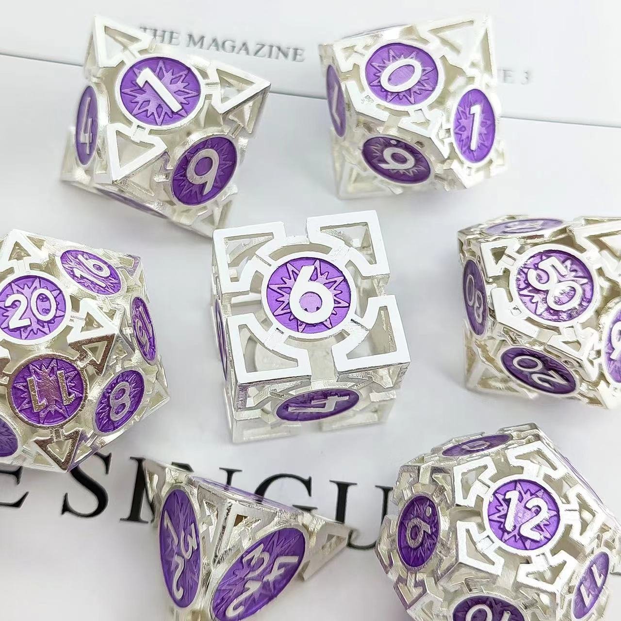 Custom Logo Polyhedral Metal DND Dice Set Hollow Arrow Design Dungeons Dragons RPG Board Game Variety Colors Available