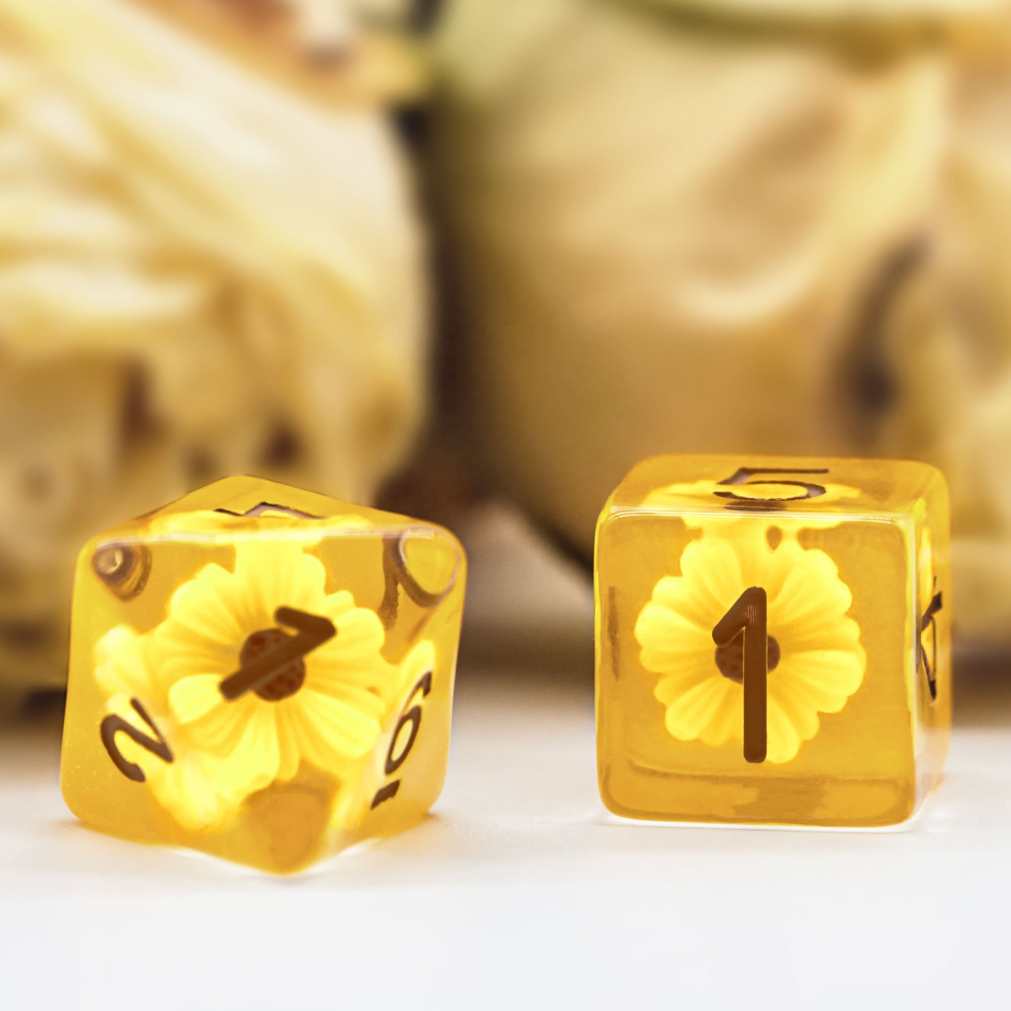 Udixi Polyhedral RPG Dungeons and Dragons custom logo Resin Dice With Resin Flower Yellow