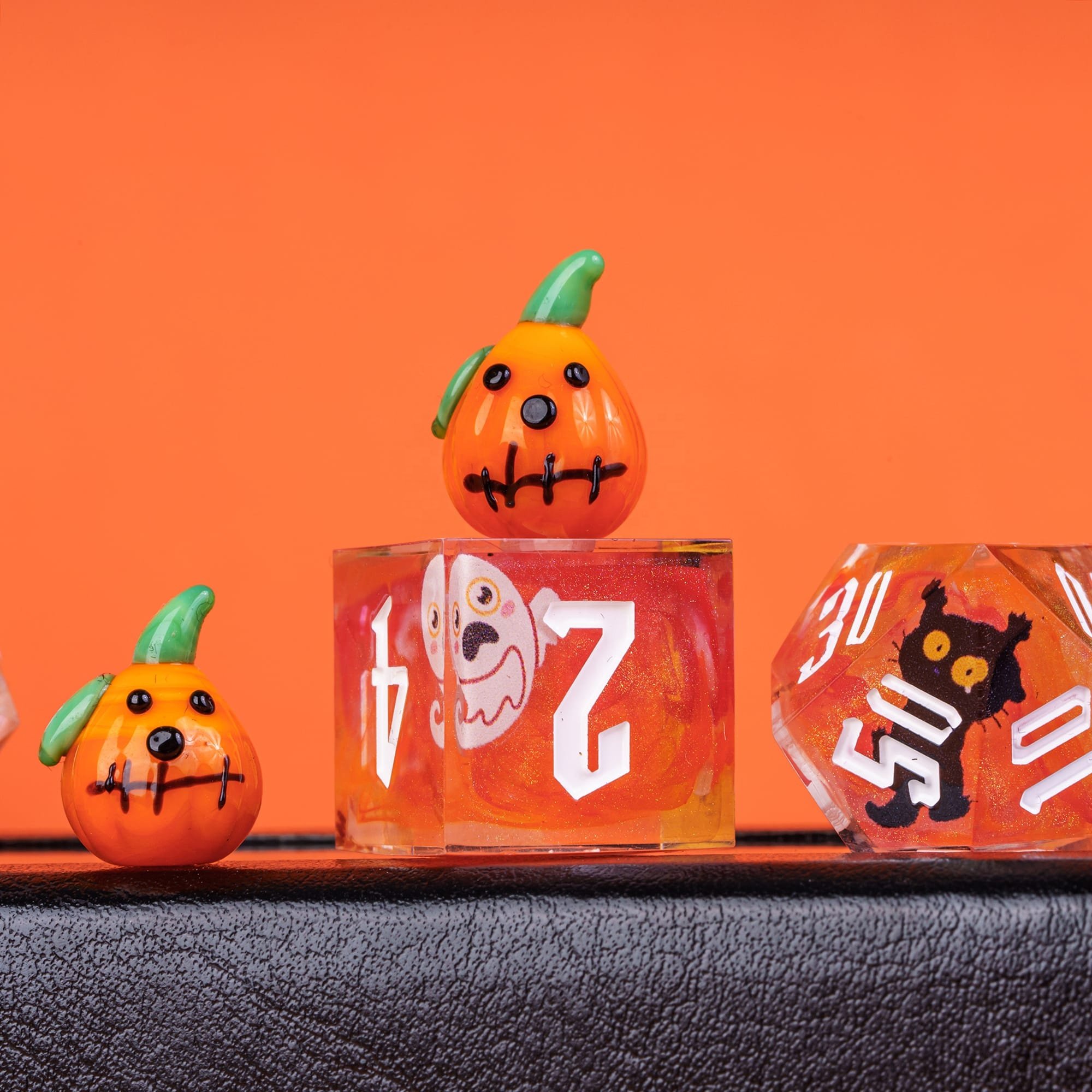 Udixi Custom Handmade Sharp Halloween resin dice Dice Dungeons and Dragons DND board game Dice Set