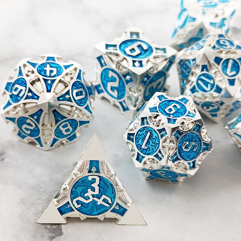 Custom polyhedral zinc alloy casino dice Dungeons & Dragons game tips dice sets ancient D&D metal dice sets wholesale