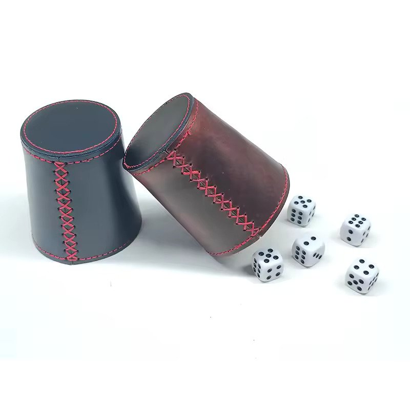 Factory Wholesale Dice Cup Customized Logo Leather Shaker Cup with Poker Dices Plastic Custom Leather Dice Cup Set