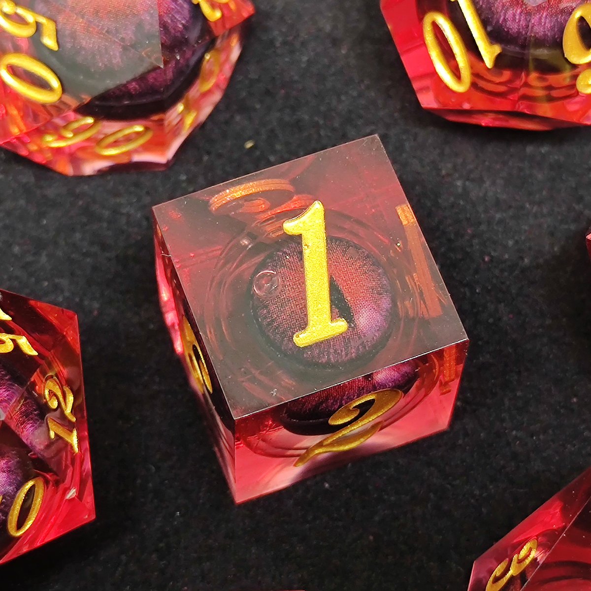 Custom Logo Dungeons & Dragons Rpg Game Set 7 Polyhedral Longan Resin Dnd Board Game Dice Liquid Core Resin Longan