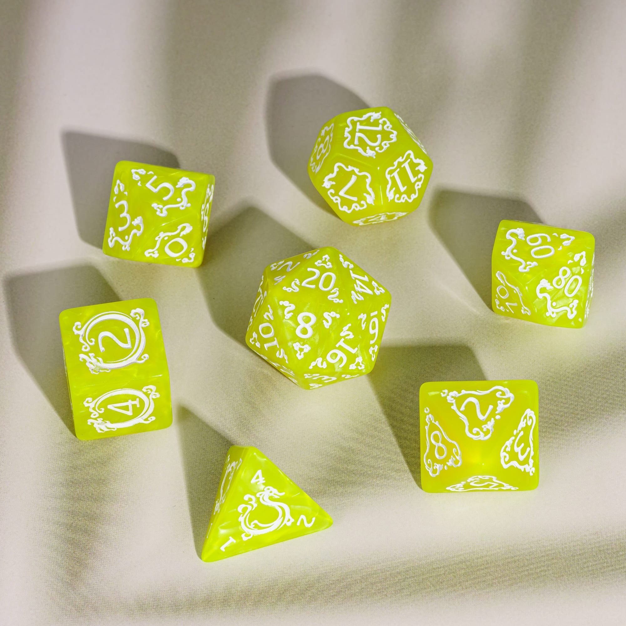 Udixi Plastic Polyhedral custom logo rpg dungeons and dragons Acrylic colored pattern dice game set