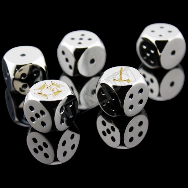 Wholesale Custom High Quality Personality Fashion Souvenir Metal Skull Dice Set