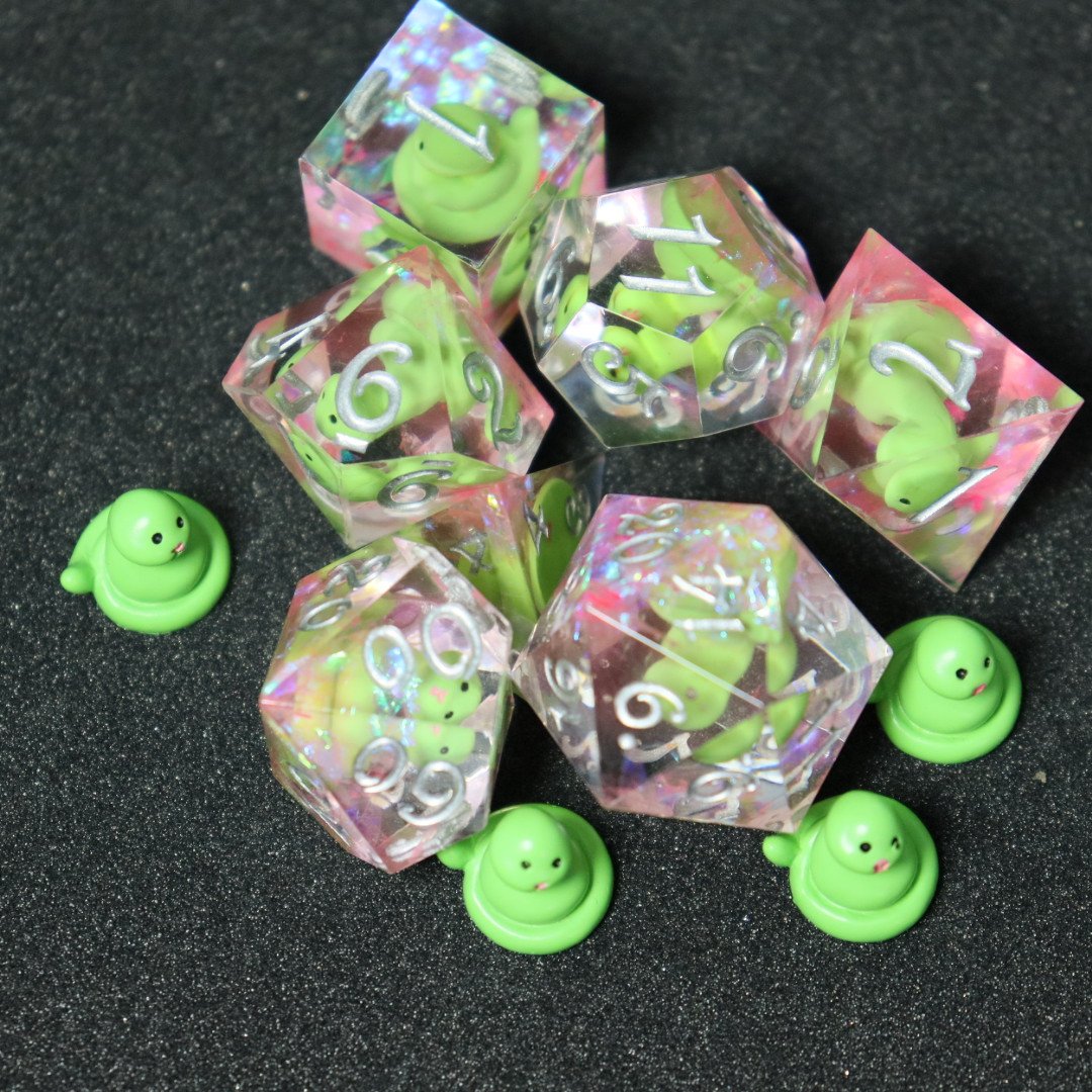 manufacturer wholesale sharp-edged Polyhedral resin Dice within small core for DND or Board Game Party