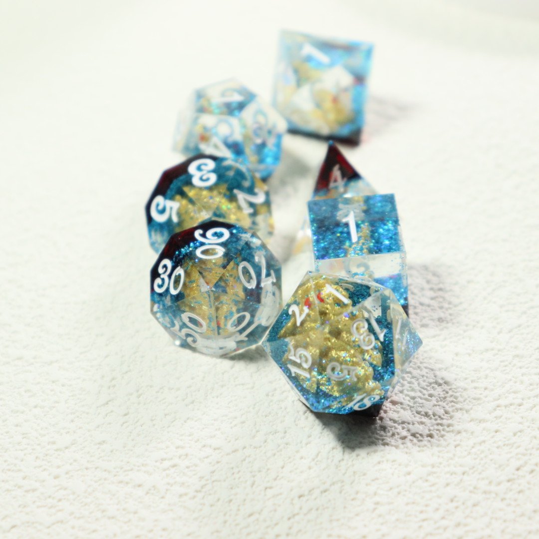 manufacturer wholesale sharp-edged Polyhedral resin Dice within small core for DND or Board Game Party