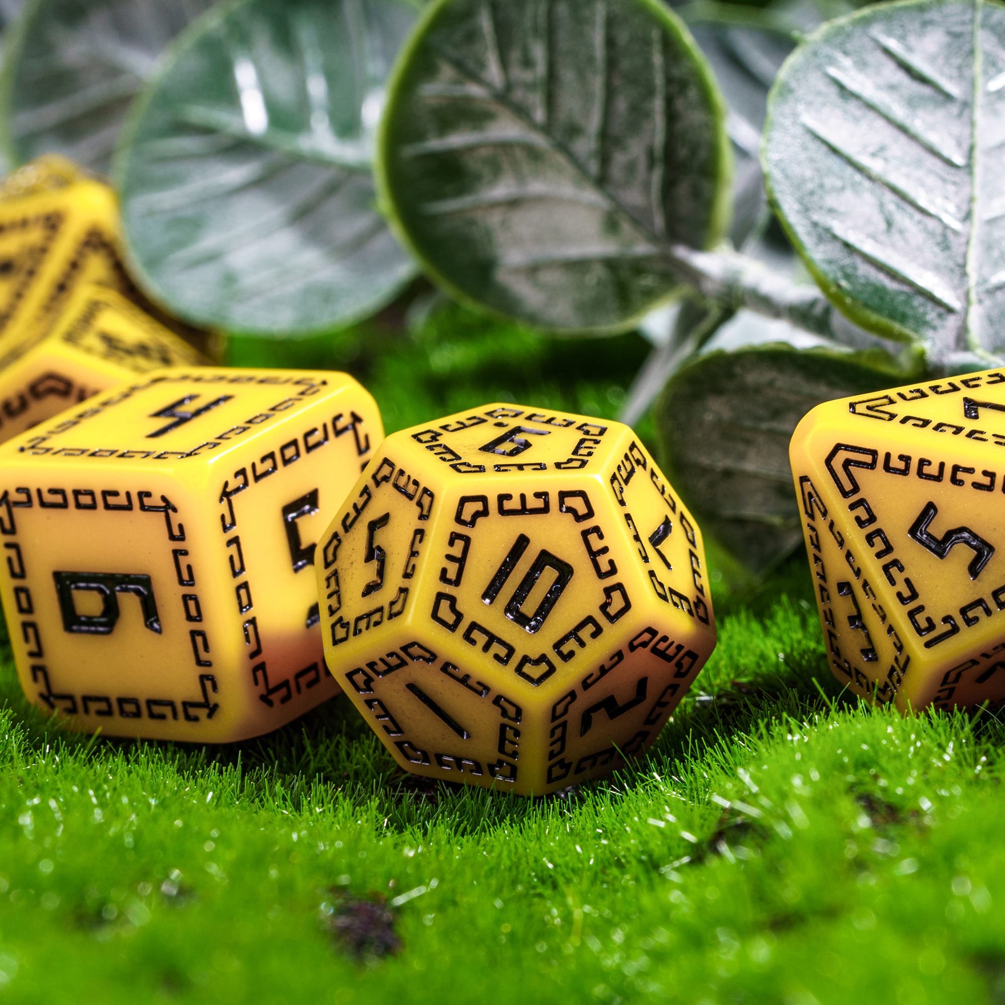 Udixi Resin Circular Pattern Dice Corner Cut dnd game dungeons and dragons resin RPG dice