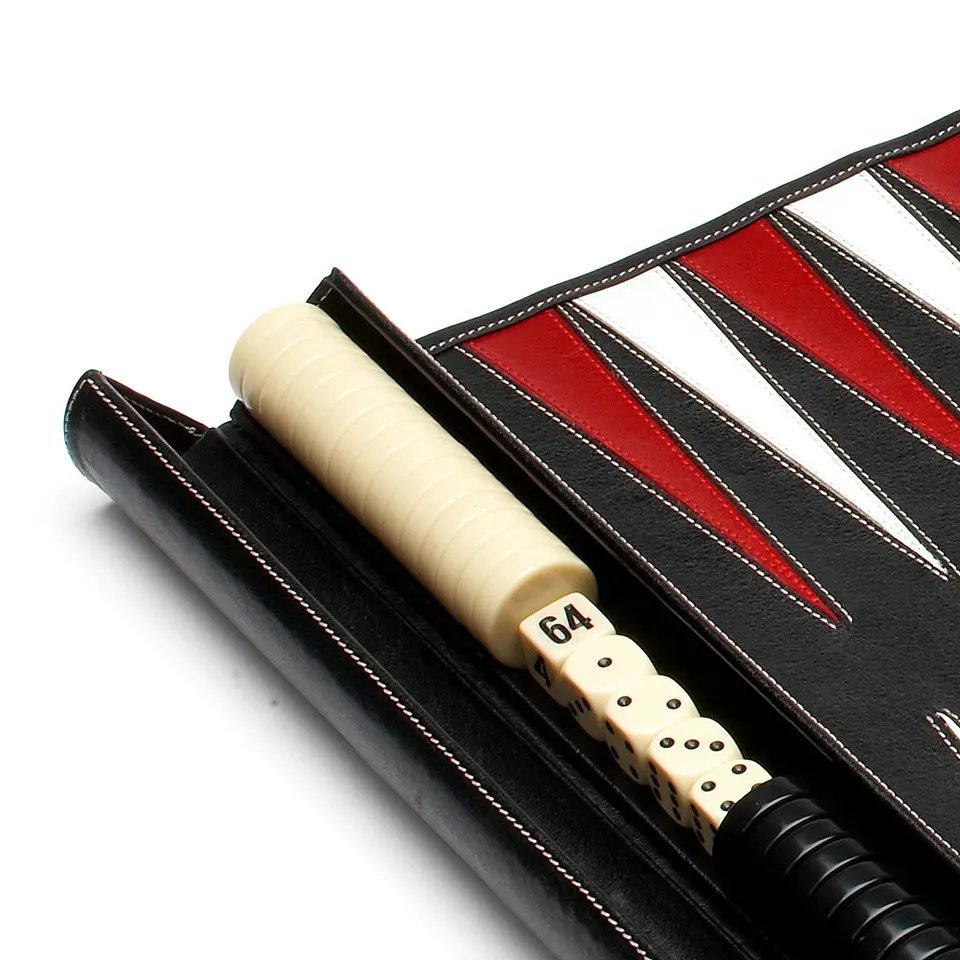 Custom Luxury Quality Genuine Leather Backgammon Roll Up Travel Portable Backgammon Set With Two Dice Cup