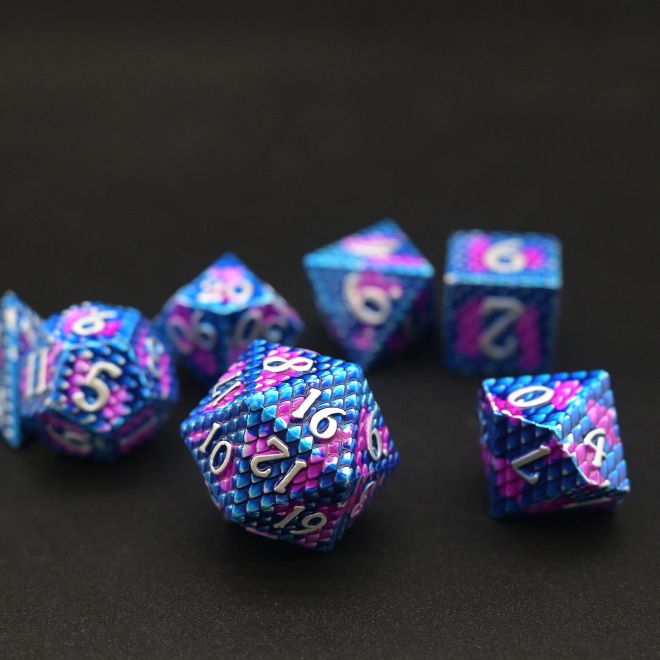 Hot Sale Exquisite Dragon Scale 7PCS Dungeons and Dragons Metal Dice Set for DND Game