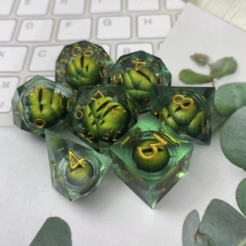 Liquid core can shake eyeballs Resin dice polyhedral numbers D6 D20 DND RPG Dungeons & Dragons board game dice can be customized