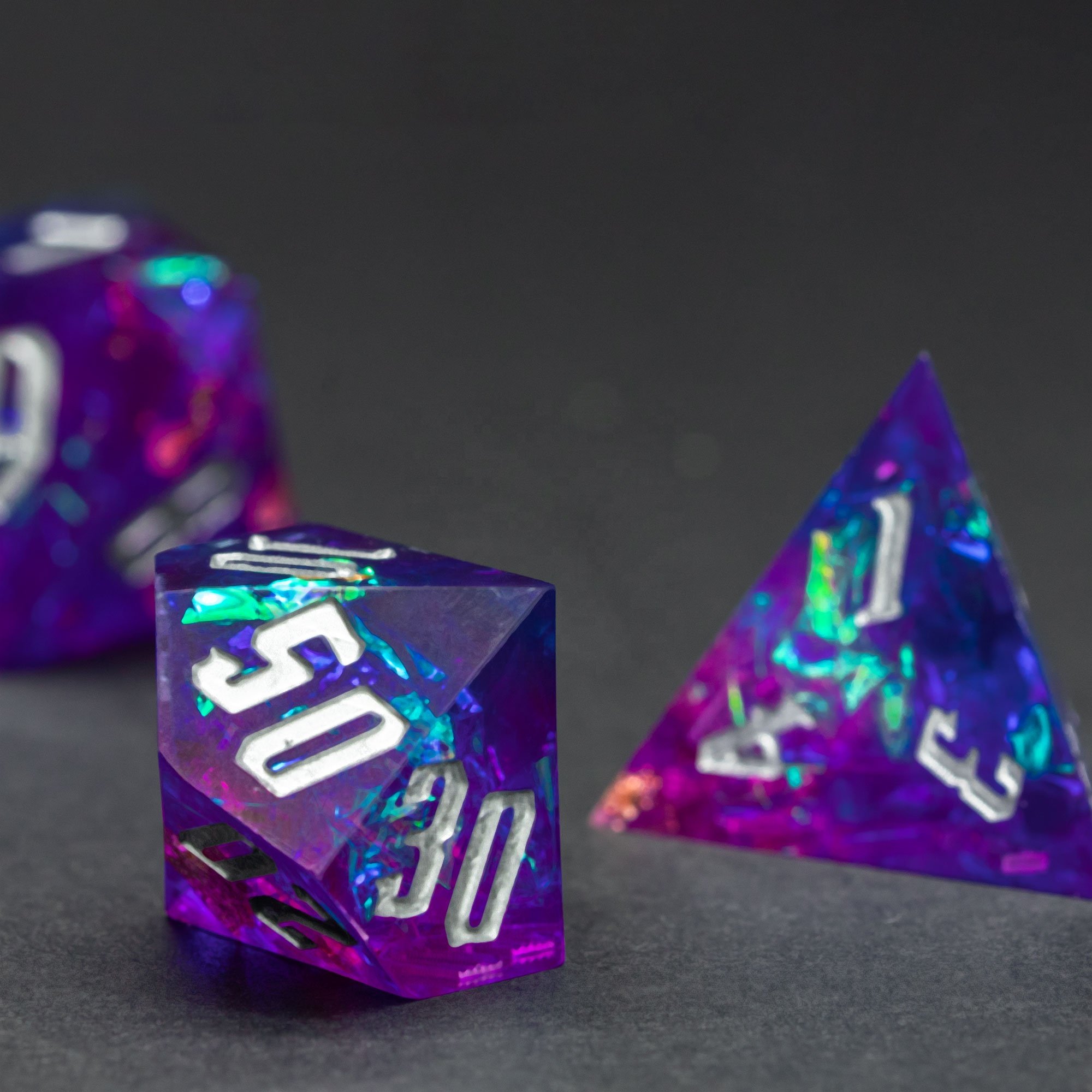 Udixi Polyhedral Sharp edge Dice RPG Dungeons and Dragons Dice Set Purple&Blue