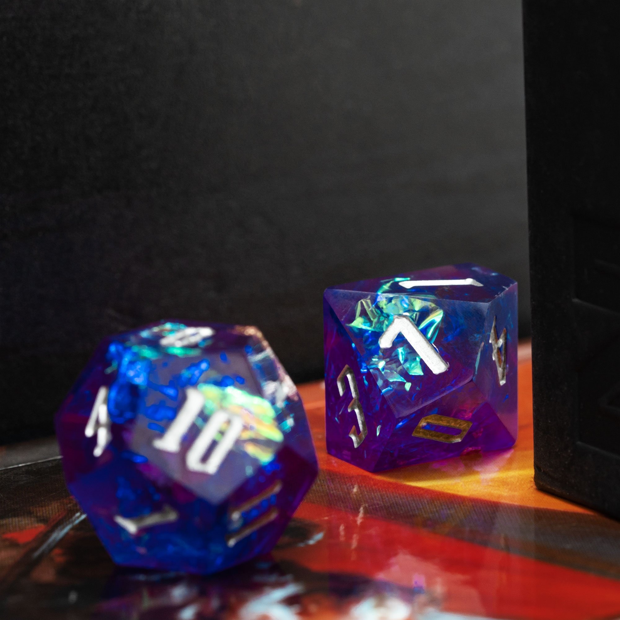 Udixi Polyhedral Sharp edge Dice RPG Dungeons and Dragons Dice Set Purple&Blue