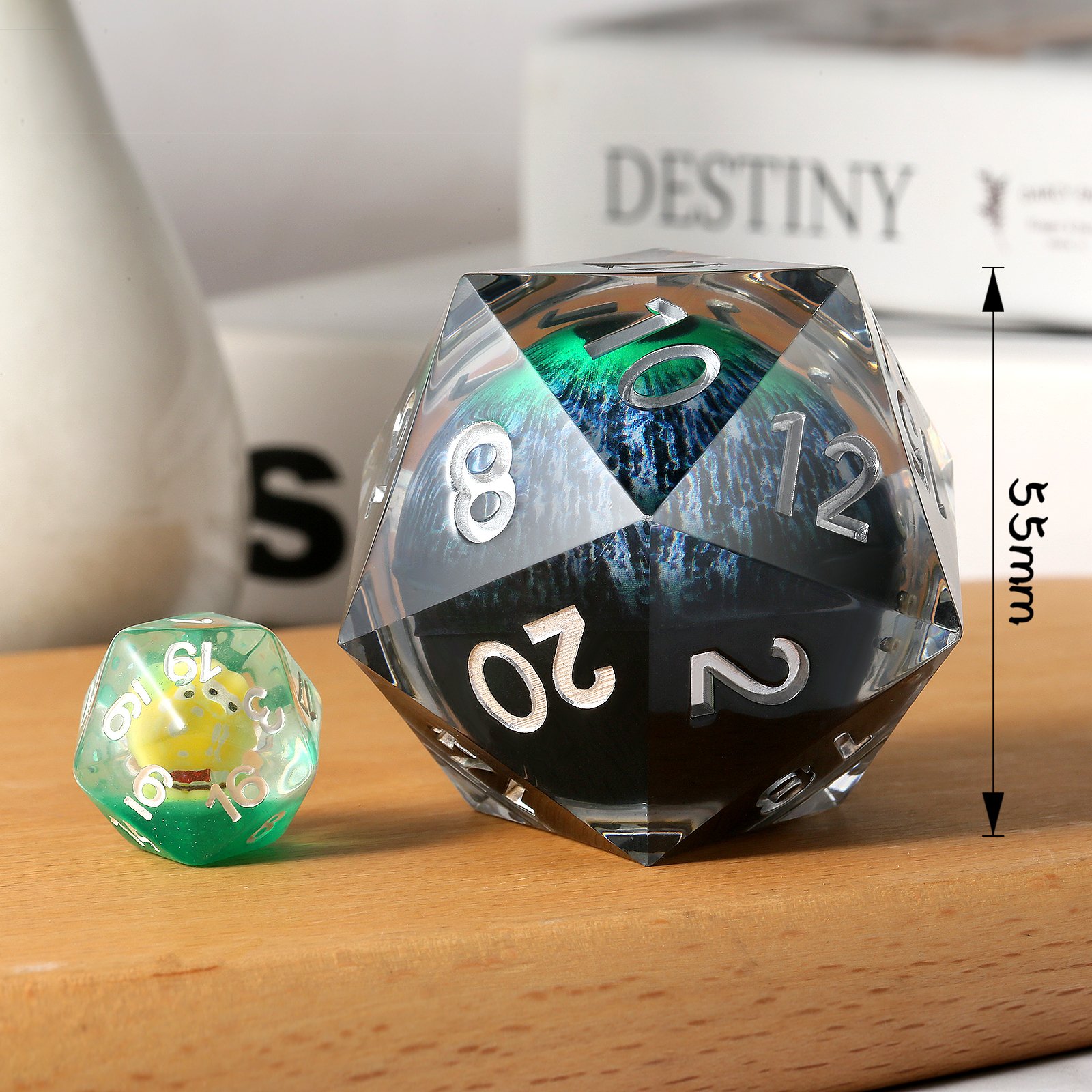 55mm LED Sharp Edge Polyhedral D&D D20 Dice Dragon Eye Green Single D20 Dice Light Up Handmade Liquid Core Dice D20 for RPG Game