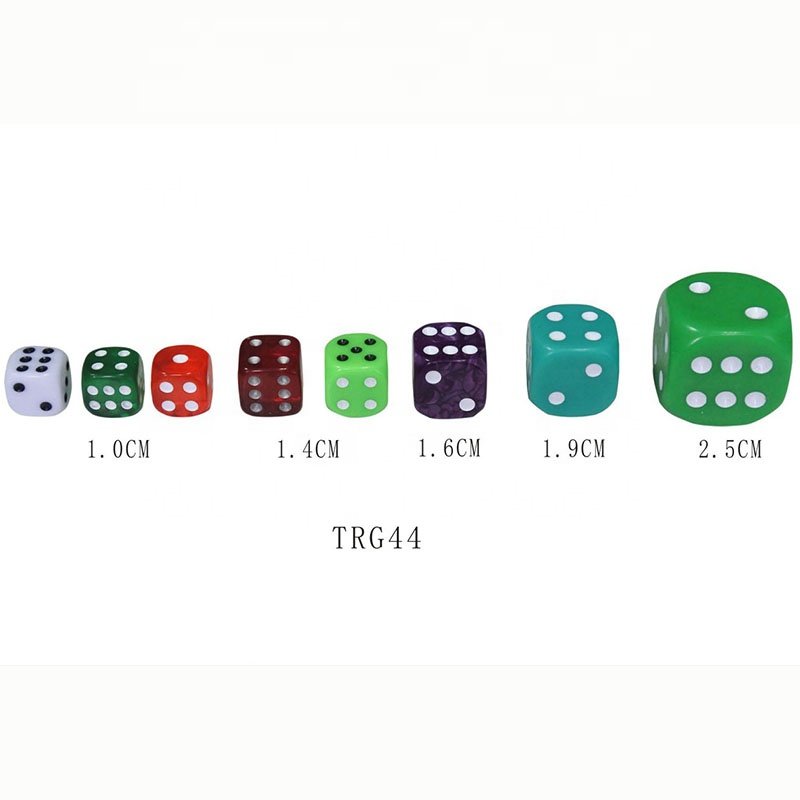 custom Plastic dice dice set