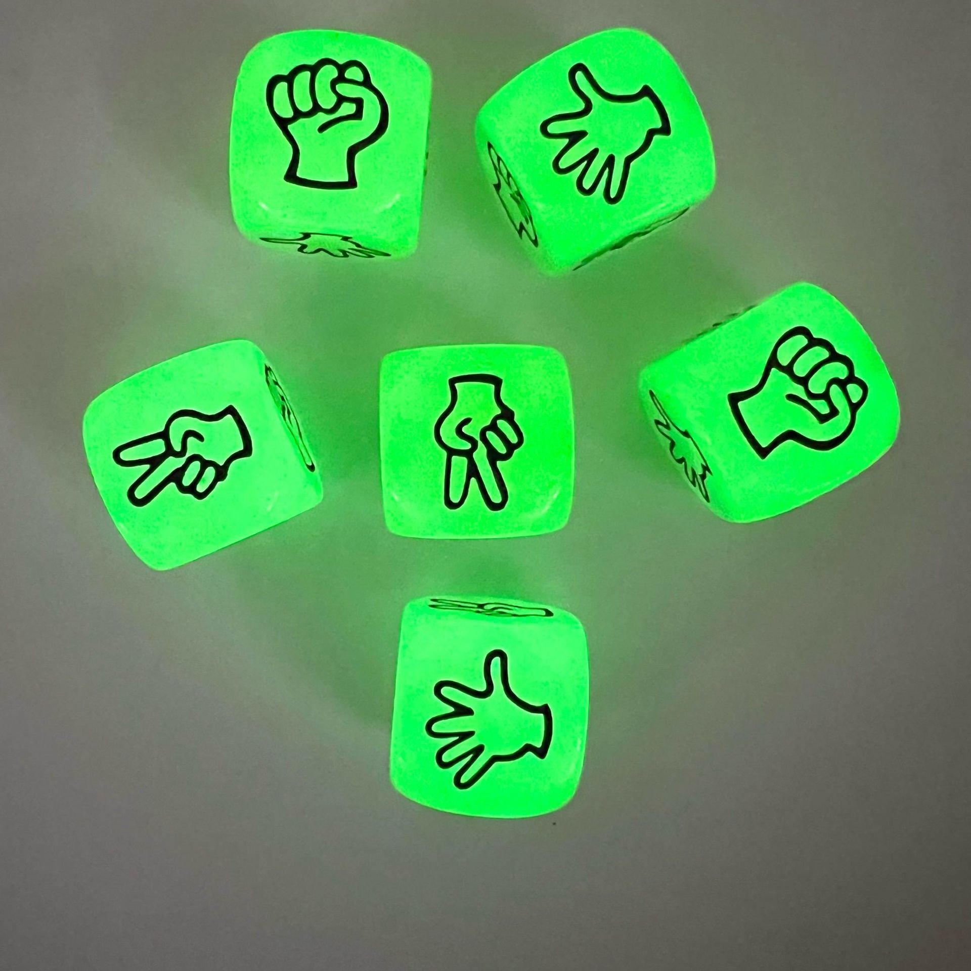Custom Glow-in-the-Dark D6 Acrylic Dice 20MM Transparent Luminous Rock Paper Scissors Board Game Entertainment